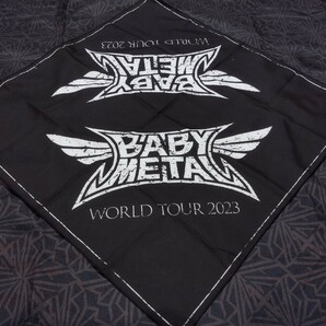 【非売品！貴重】新品未使用！2023年 EU＆UK ツアー VIP 入場者 限定 特典 バンダナ BABYMETAL WORLD TOUR 2023 10 ONE 海外 mm ロゴ Tの画像2