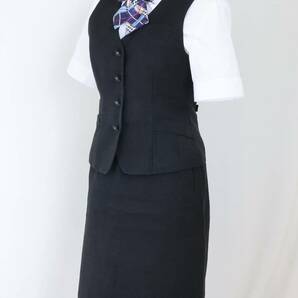 09号 セレクトステージ グレーブラック 事務 中古 OL制服/ 事務服 ◆ ベスト,スカート 上下 セット,中古ブラウス,新品リボンのオマケ付の画像3