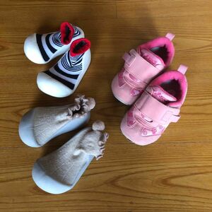 幼児ファーストシューズ2個&アシックス靴ピンク色