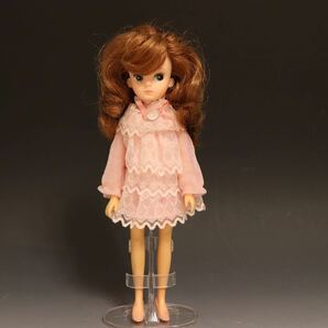 タカラ☆初代 リカちゃん人形＆服 ピンクのミニドレス（ヘソあり、腰継ぎ目なし、両手両足連動）昭和レトロ 当時物の画像2