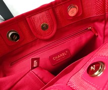 CHANEL シャネル ツイード レザー ドーヴィルMM チェーントートバッグ　希少レッド　同色の長財布も出品中　ココマーク ショルダーバッグ_画像9