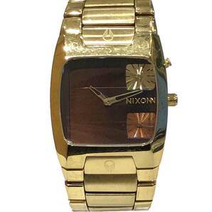 NIXON ニクソン バンクス ゴールドカラー 2針 腕時計の画像1