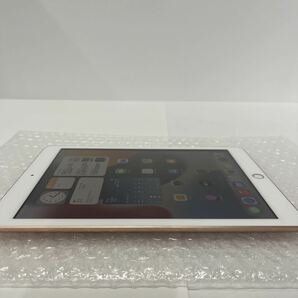 iPad 第６世代 9.7インチ 32GB ゴールド Wi-Fiモデル MR7 F2J/A 美品 中古の画像5