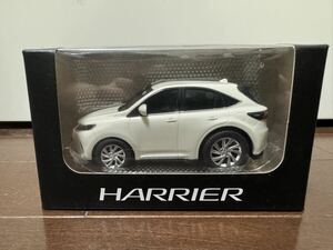 【非売品】トヨタ ハリアー 60 プルバックカー　カラーサンプル ミニカー　TOYOTA HARRIER ホワイトパールクリスタルシャイン