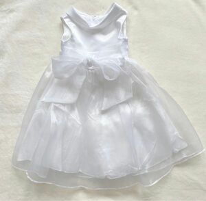 現在未製造　定価6500円以上　ホワイト　白　ドレス 会 フォーマル ピアノ 女の子 子供ドレスキッズドレス　プレゼント　リボン