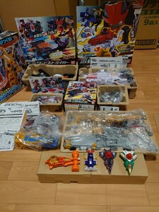 怪盗戦隊ルパンレンジャーvs警察戦隊パトレンジャー ★DX VSチェンジャー ★DXグッドストライカー ★DXエックスエンペラーセット ルパパト