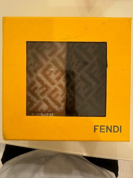 ハンドタオル　 FENDI 