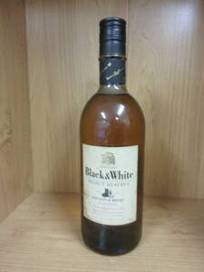 ★☆74748　BLACK&WHITE（ブラック＆ホワイト）セレクト リザーブ 43％ 750ml☆★