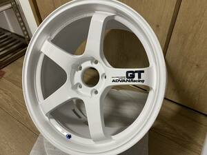 【未使用】ADVAN アドバン GT PCD114.3 5h 18インチ 9.5j+45 ホワイト 1本 