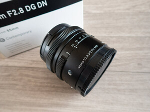 シグマ　Eマウント　45mm F2.8 DG DN　使用わずかな美品　フルサイズ Contemporary　ミラーレス　ソニー用　単焦点　レンズ