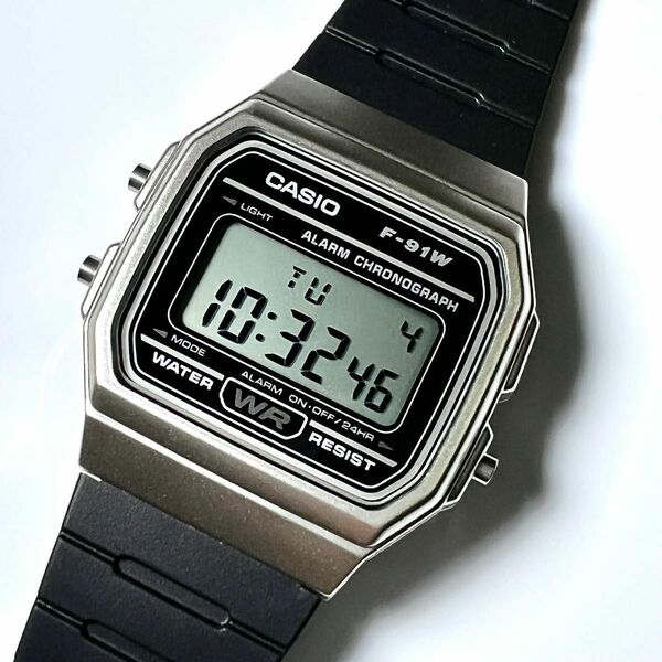 新品 保証書付 CASIO F-91W シルバー カシオコレクション