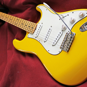【Fender Japan】ST-STD（Y）Stratocaster Standard Yellow（トランジションロゴ／メイプル1pcネック／GOTOHペグ）フジゲン 日本製の画像1
