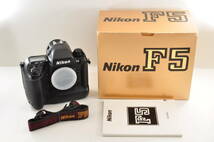 超美品 Nikon F5 ボディ フィルムカメラ AF一眼レフ 説明書 ストラップ 箱付_画像1
