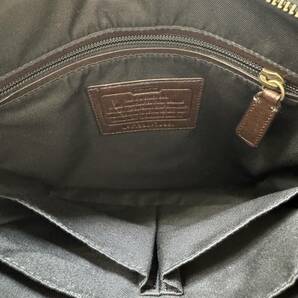 H25167●COACH コーチ 70991 レザー ショルダーバッグ 斜め掛け メンズ レディース ブラック系 中古品の画像6