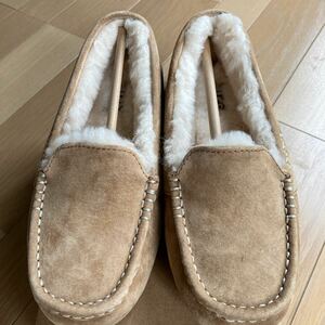  как новый! не использовался товар!UGG туфли без застежки Loafer UGG 24.5~25