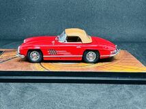 ZFC メルセデスベンツ　300SL ロードスター　レッド　1/64 ミニカー_画像5