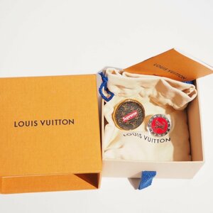 M8977f1　●LOUIS VUITTON ルイヴィトン × Supreme シュプリーム●　17SS City Badge Set Of Broochies ピンバッチ 2個セット rb mks