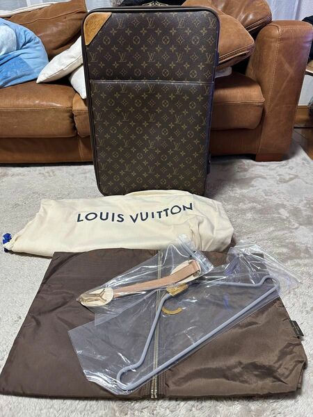 LOUIS VUITTON ルイヴィトン ペガス 55 キャリーバッグモノグラム　キャリーケース