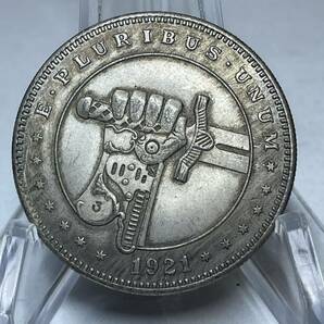WX1408流浪幣 ロボットハンド 剣 天眼 鷹紋 外国硬貨 貿易銀 海外古銭 コレクションコイン 貨幣 重さ約22gの画像1