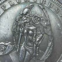 WX1427流浪幣 カップル 天使 悪魔 天眼 鷹紋 外国硬貨 貿易銀 海外古銭 コレクションコイン 貨幣 重さ約21g_画像2