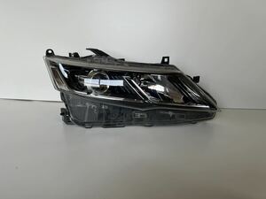 C27 GC27 GFC27 Serena original right LED head light koito 100-23721