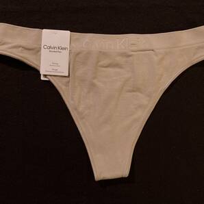 【期間限定】【まとめてご購入で割引!!!】Calvin Klein カルバンクライン Thong Tバック ショーツ 【送料無料】【正規品】【格安即決】