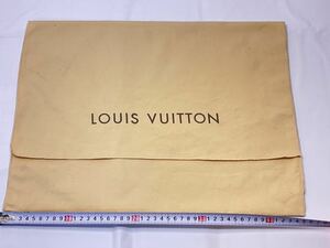 ⑧ 即決 値下げ! LOUIS VUITTON ルイ ヴィトン 保存袋 布袋 収納袋 保護袋 フラップ型 約35×45㎝　送料185円