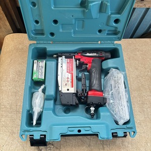 マキタ　makita　高圧　ピンタッカ　AF501HP　中古　エアダスタ付　ピンネイラ　ピン釘打機　50㎜　ピンタッカー　