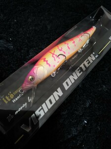 Megabass VISION ONETEN SP-C サクラコーチ