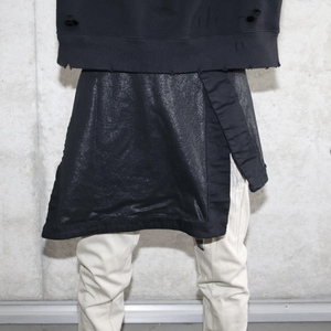 新品 23SS定価37400円 JULIUS ユリウス 希少 コーティング デニム スカート パンツ 黒 1/ rickowens drkshdw Yohji Yamamoto Y-3 GUIDI