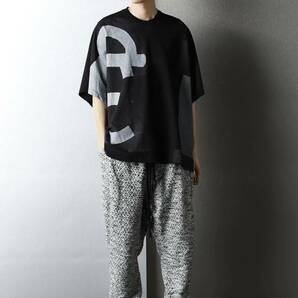 美品 21SS定価26400円 JULIUS ユリウス 希少 グラフィック カットソー Tシャツ 黒 4 / L XL rickowens drkshdw Yohji Yamamoto Y-3 GUIDIの画像3