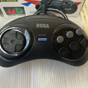 ★美品 SEGA MEGA DRIVE / メガドライブ 純正6ボタンコントロールパッド ファイティングパッド6B SJ-6000 現状販売★の画像2