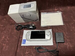 PSP-3000 シルバー 本体 バッテリー無 SONY ソニー プレイステーションポータブル 外箱充電器説明書付属