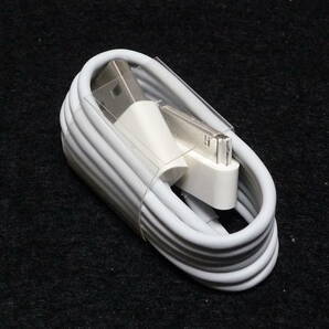 Apple 公式委託製造会社 Foxconn社製 純正充電ケーブル USB Type-A - USB 30ピン Dock ケーブル 1mの画像1