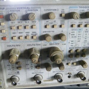 中古(3)★Tektronix オシロスコープ 型式：2455B 250MHz【着払い発送】の画像3