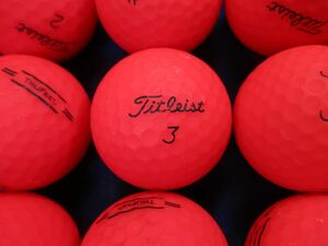 3417【お買得●】タイトリスト Titleist -TRUFEEL- [マットカラーレッド] 40個