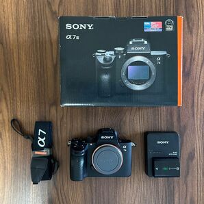 SONY α7III ボディ + 純正急速充電器 + 64GB SDカードセット