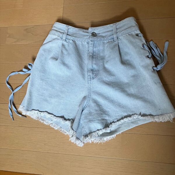 NICE CLAUP ナイスクラップ デニム ショートパンツ