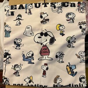 ピーナッツ PEANUTS Cafe クッションカバー スヌーピー 総柄 白