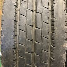 再生タイヤ　205/70R16　111/109L　LT　極上バリ山2本価格　E-434　福岡　★引き取り大歓迎★格安即決サービス品★早い者勝ち★_画像3