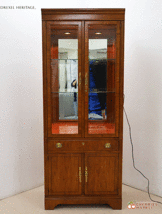 ◆展示品◆ DREXEL HERITAGE ドレクセルヘリテイジ Burlwood China Cabinet 食器棚/飾り棚/キャビネット 照明付 78万 *配送地域要相談*_画像1