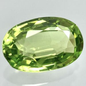 〔天然ペリドット2.256ct〕a 約9.93×6.57mm ルース 裸石 sapphire 宝石 ジュエリーDE0