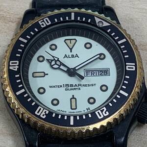 [N-19157]1 jpy start SEIKO ALBA V248-0220 quartz day date case only operation not yet verification Junk treat used storage goods 