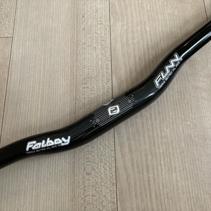 ★1点のみ 未使用 FUNN Fatboy ライザーバー ブラック 31.8mm 695mm 超々ジュラルミン トリプルバテッド 即決の画像2