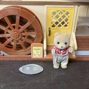 [4-24]シルバニアファミリー 森の水車のパン屋さんギフトセット 人形 コレクション ジオラマ おもちゃ ミニチュアの画像9