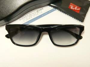 Ray-Ban