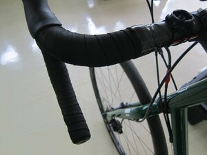 016【即決送込】ロードバイク用　バーテープ　黒色　新品