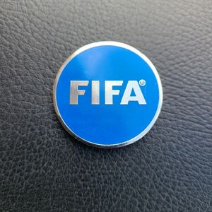 FIFA　トスコイン　ワールドカップ　審判　レフェリー　　マーカー