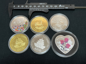 【X211】海外記念金貨銀貨カラーコインメダル*ハート形バラ―、ミッキ、パンダ*等6枚