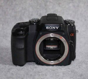 [is268]デジタルカメラ SONY DSLR-A100 一眼レフ　α100 アルファ 100 a100 body　ボディ 　 digital camera